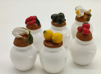 6-teiliges Gewürzdosen-Set, Material: Keramik/ Poly, Farbe: weiß/bunt, Maße einer Dose: 7 x 11 cm/ ca. 100 ml, Deckel händisch säubern, Made in France