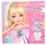 eder Look ein Unikat: In dem 60-seitigen Malbuch von TOPModel kann man seine Design-Ideen aufs T-Shirt bringen. Mit Schablone, 2 Sticker-Bogen und bunten Mal-Vorlagen.

Länge
1.3 cm
Breite
24.7 cm
Höhe
24 cm
Altersempfehlung
6